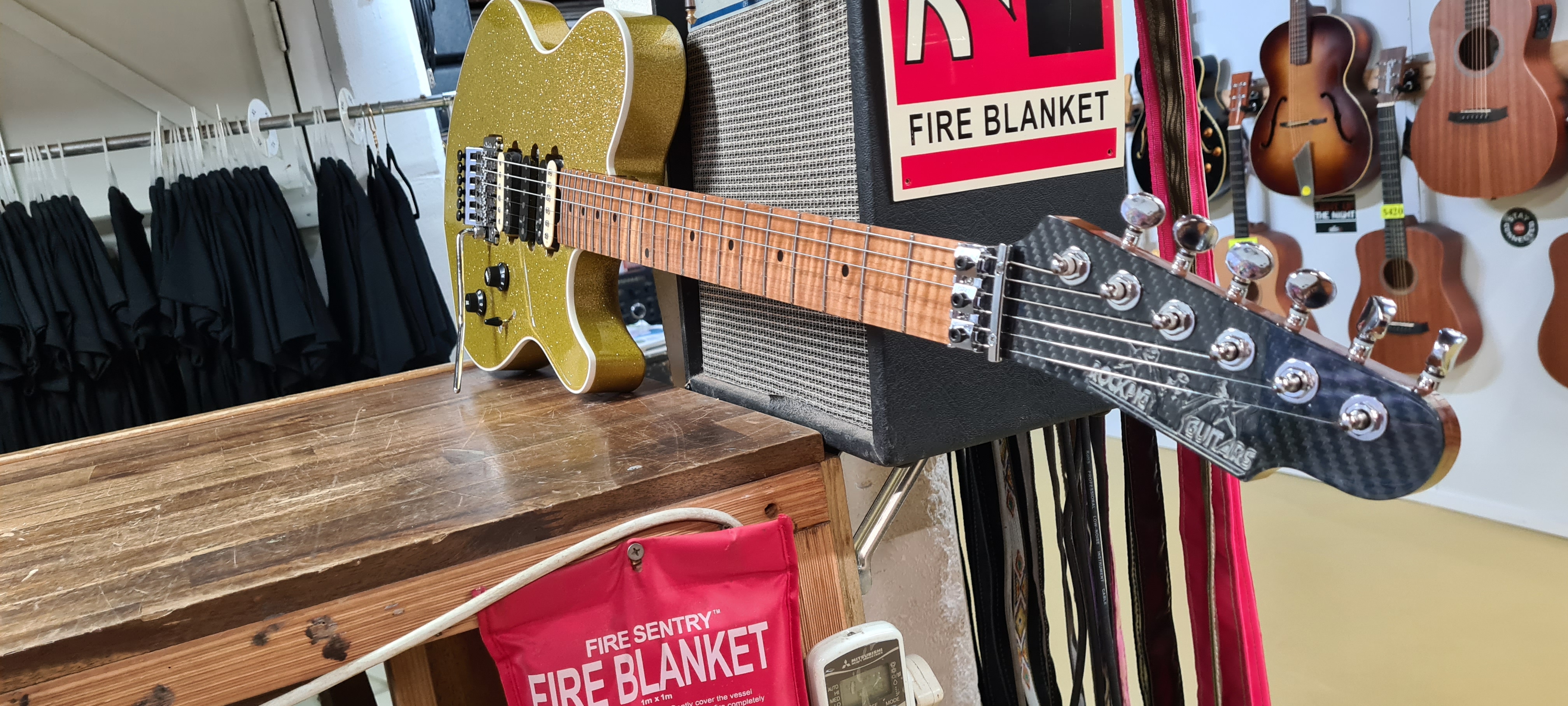 Carbon Fibre Overlay on Summit Model!