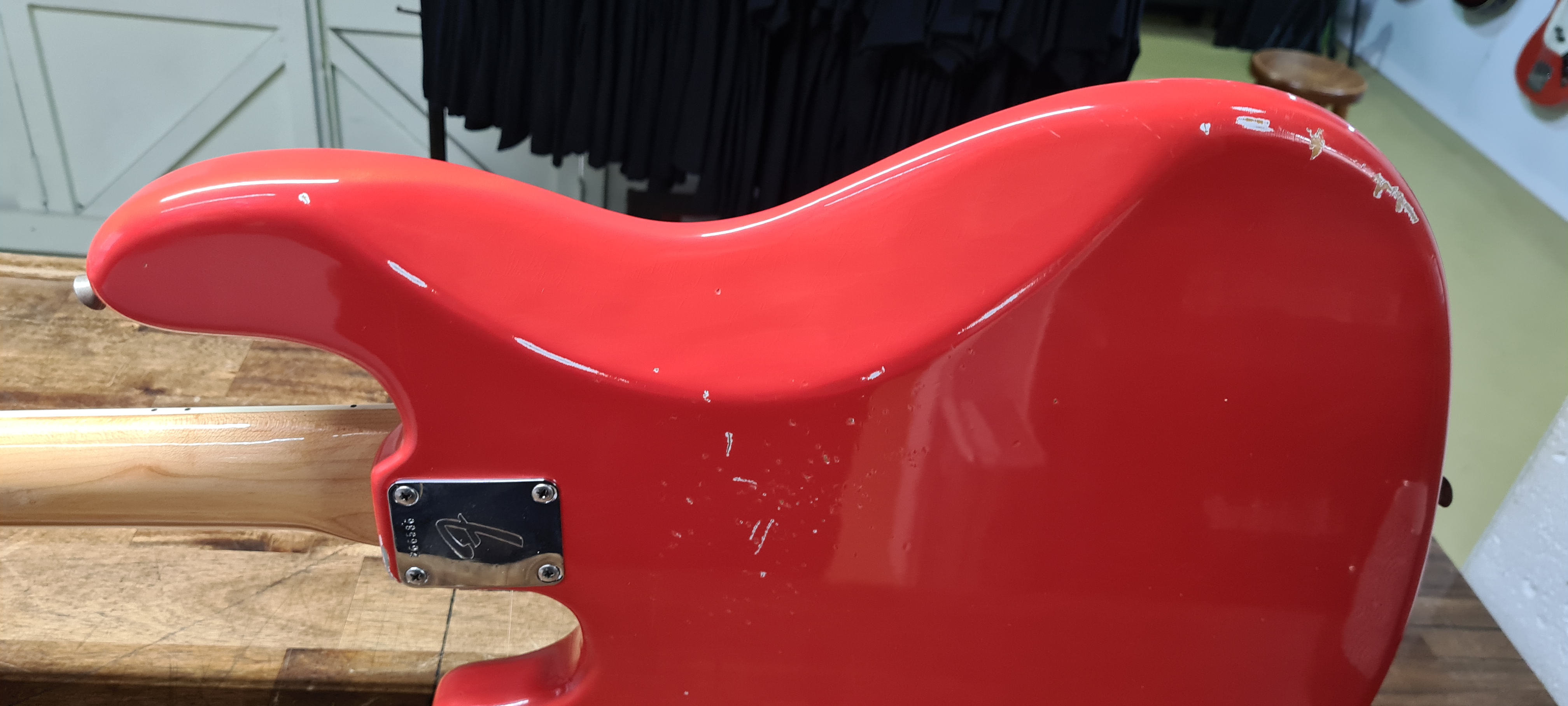Fender 1968 Jazz Bass Fiesta Red Refin & Relic Pic 6