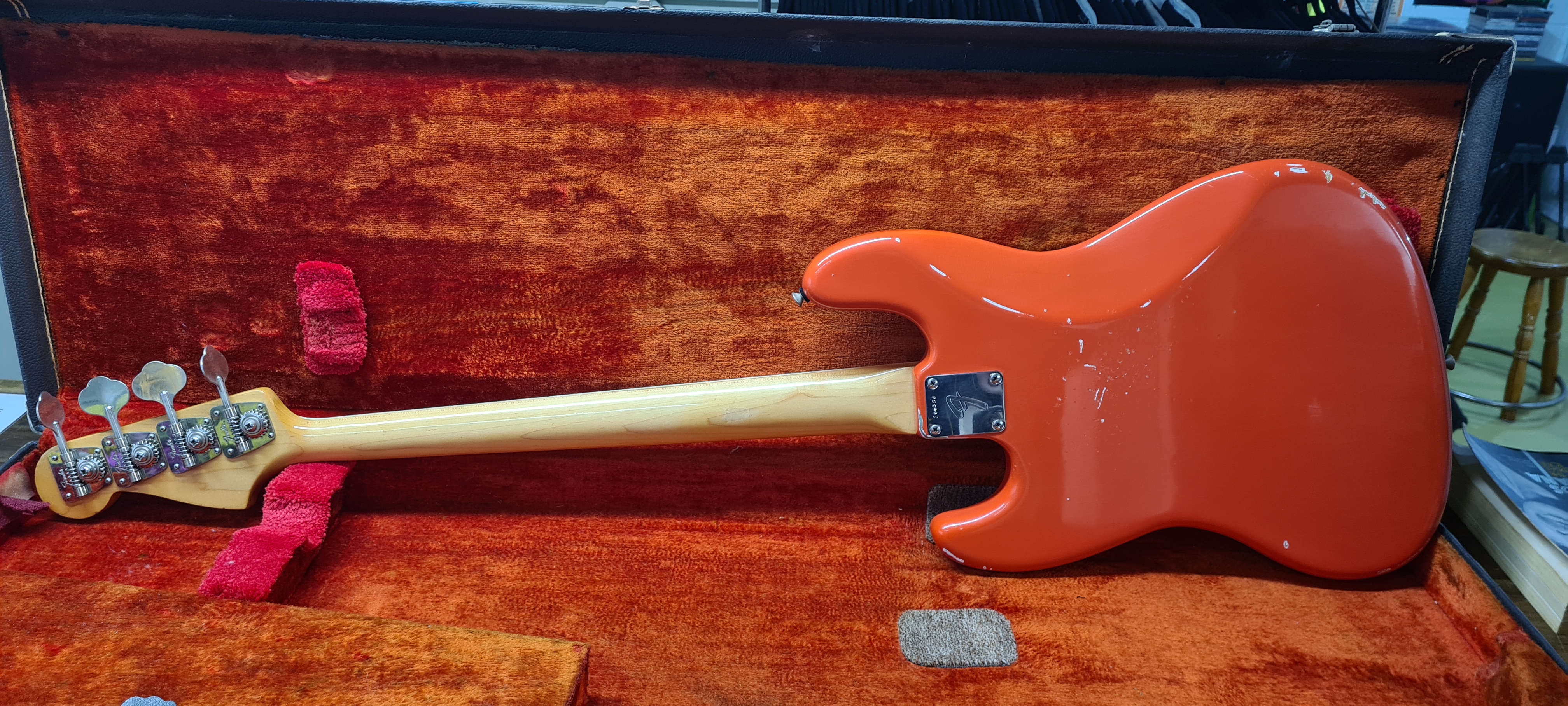 Fender 1968 Jazz Bass Fiesta Red Refin & Relic Pic 12