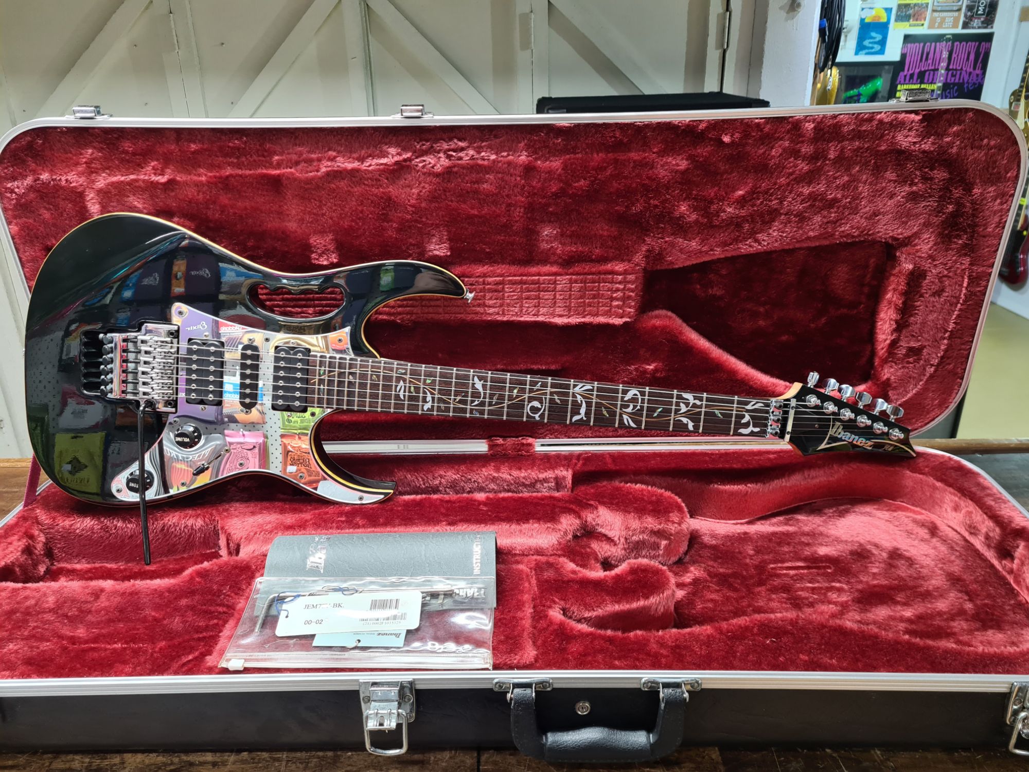 Ibanez JEM7VBK 2010 Black (Japan) w/ OHSC