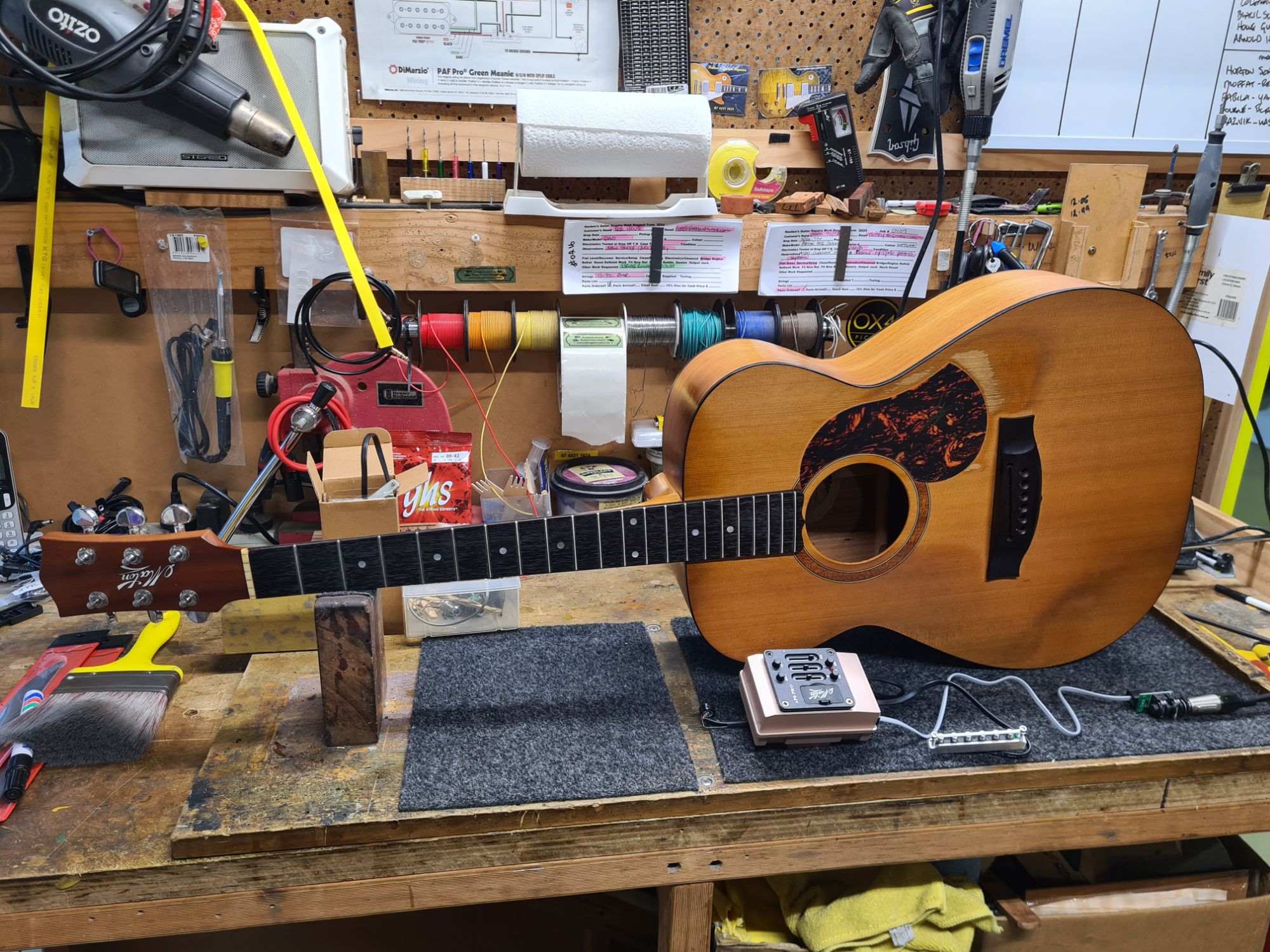 Maton 808 in for a New Preamp Fitout and Fret Dress