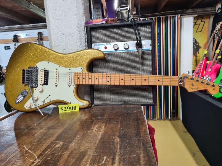 2022 Fender Professional 2 (Nitro Sparkle Refinish) w/ OHSC