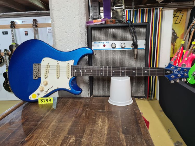 PRS SE (Korea) EG Model w/Hardcase