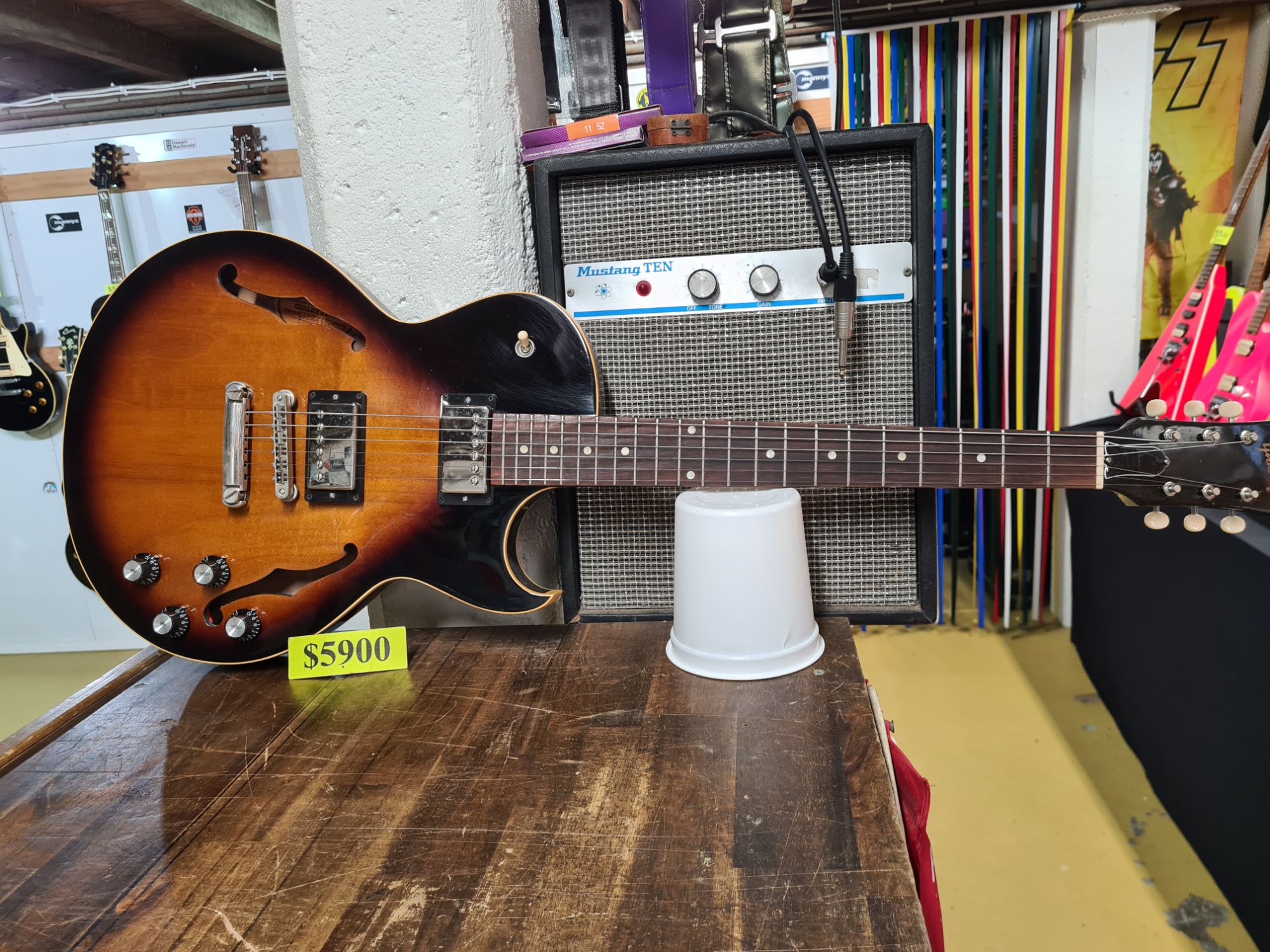 Gibson USA ES-235 w/OHSC
