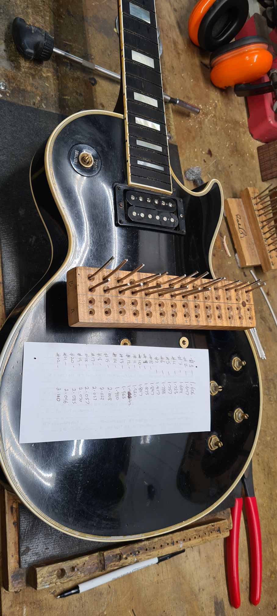 Between the Nibs Refret - Gibson Les Paul Custom